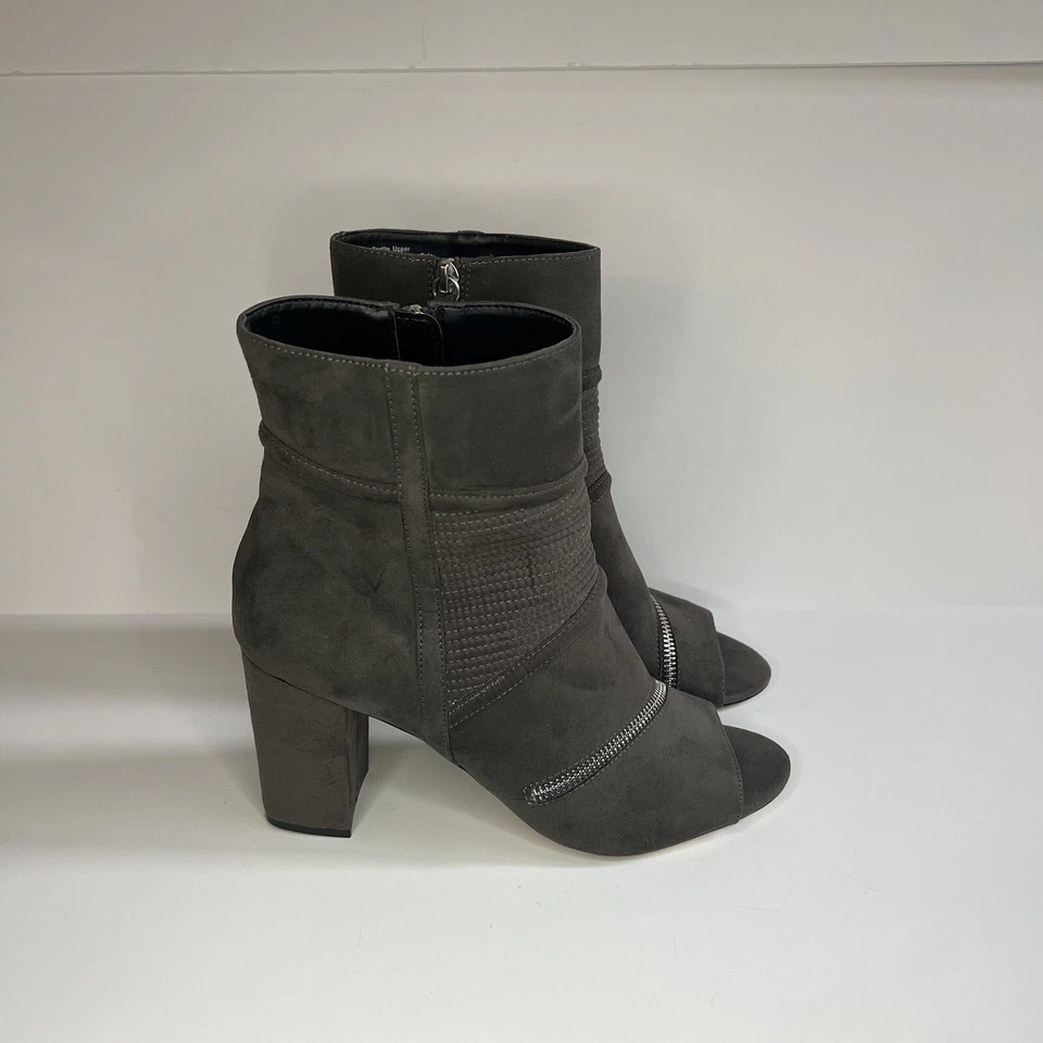 Botín Daya by Zendaya Klare Gris Punta abierta Tacón Talla 8.5 Foto 2 de 4