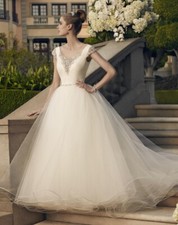 Casablanca Bridal Ivory Diamond Wedding Gown Size 18 1650