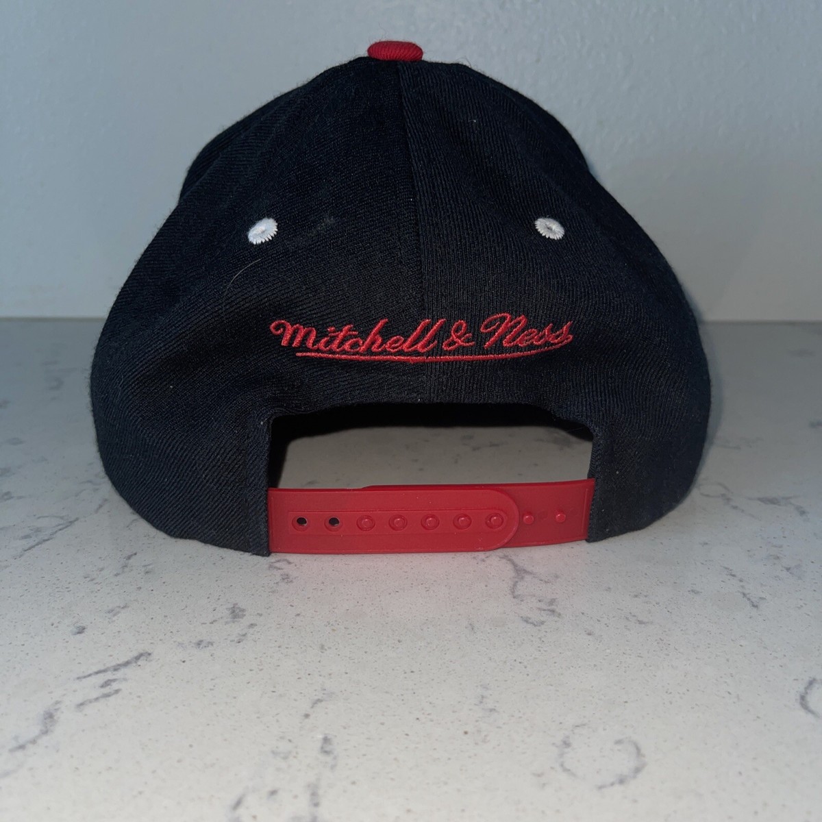 Mitchell & Ness NBA Snapback Cap - Classic Red Verstellbare Baseballmütze