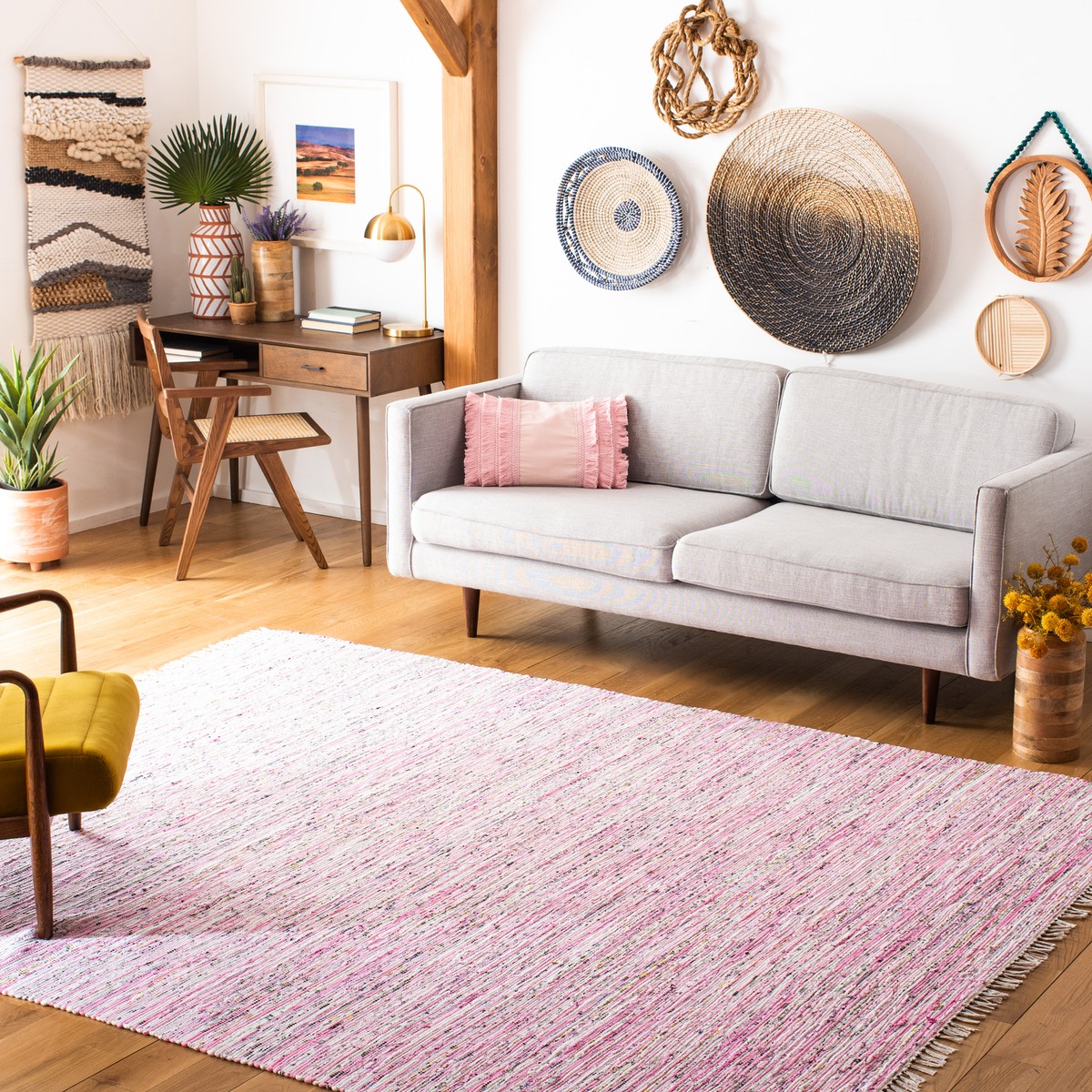 RagRu ハノイラグ 140*200cm Safavieh Rag Rug LIGHT PINK / MULTI 5' X 7' Area Rug - RAR125E-57