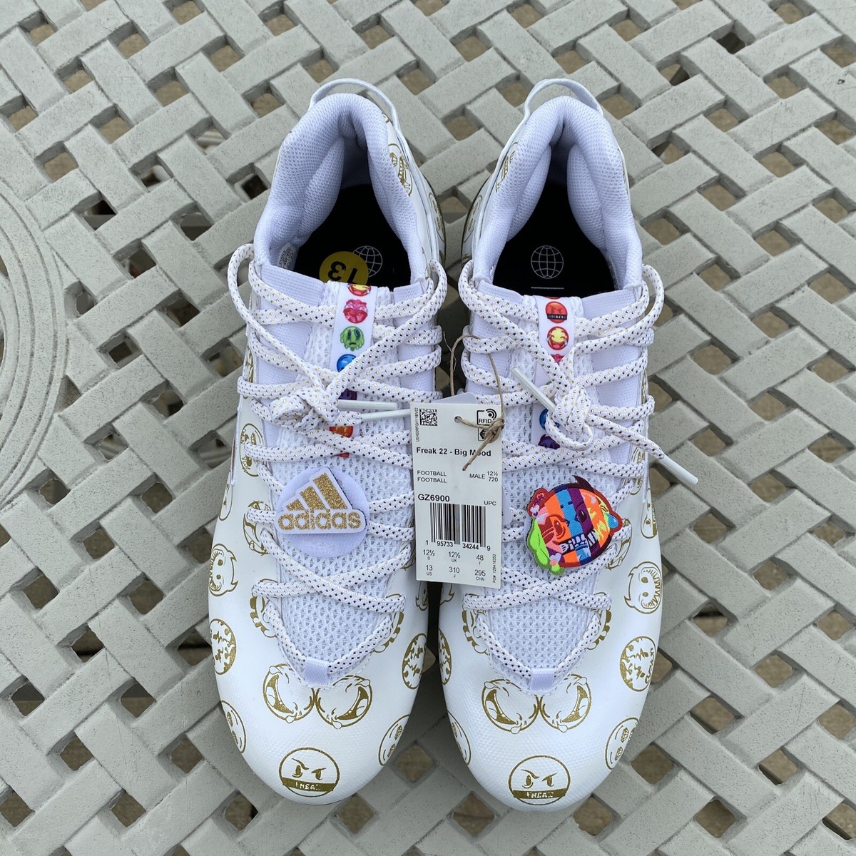 Adidas Freak 22 Big Mood DSG SM Emoji White Gold Football Adidas Freak 22 Big Mood DSG SM Emoji White Gold Football