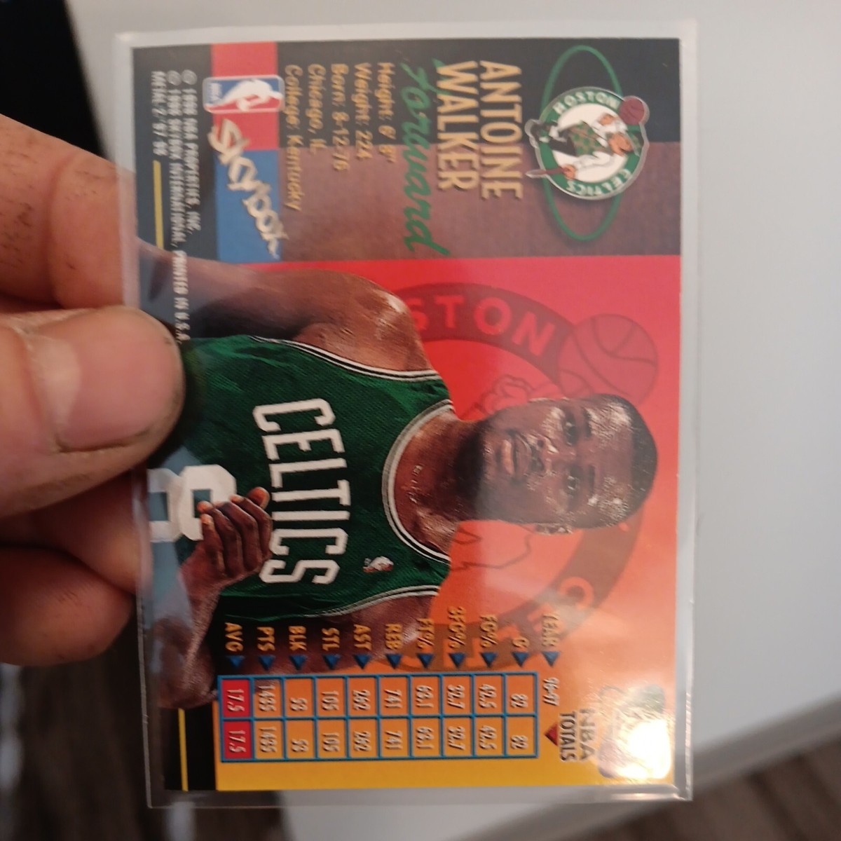Antoine Walker Boston Celtics 1998 Skybox Metal Universe #27