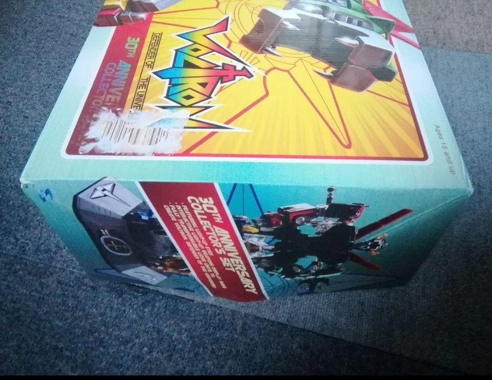 Toynami 30th Anniversary Voltron Golion Gift Set Diecast Original Box Japan F/S - Image 2 of 4