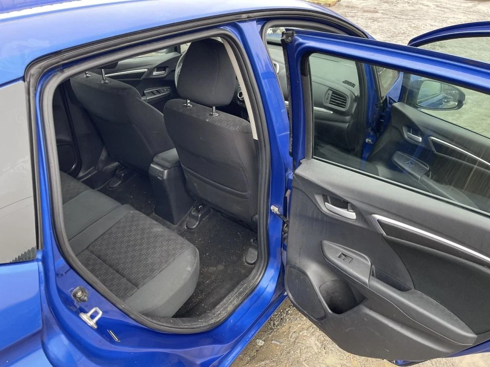 2015-2020 HONDA FIT RIGHT ROCKER W/POST BLUE PC:B593M 1.5L MT FWD 122K LX 61886 - Image 2 of 4