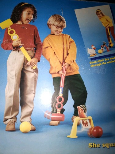 Vintage MB games very rare Chicken croquet large fun boxed game set - Picture 9 of 9