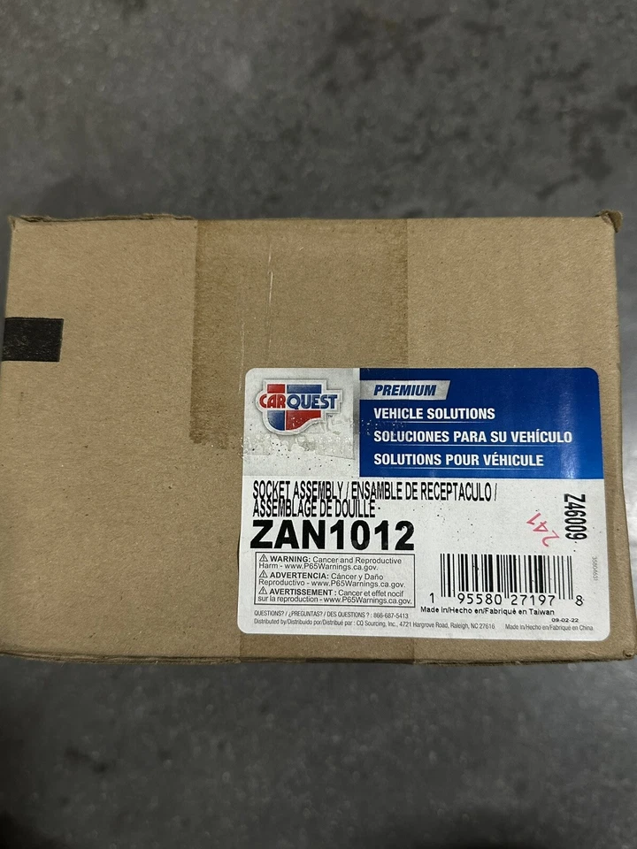 Placa de circuito de montaje de enchufe de luz trasera para 99-05 Pontiac Grand Carquest-ZAN1012 Foto 2 de 2