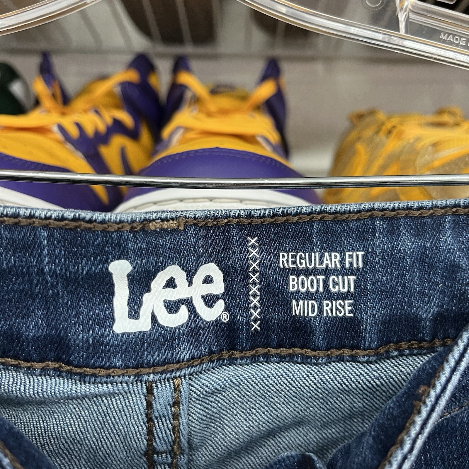 Lee Regular Fit Bootcut Jeans Short Blue Mid Rise Womens Size Check Measurement image 3