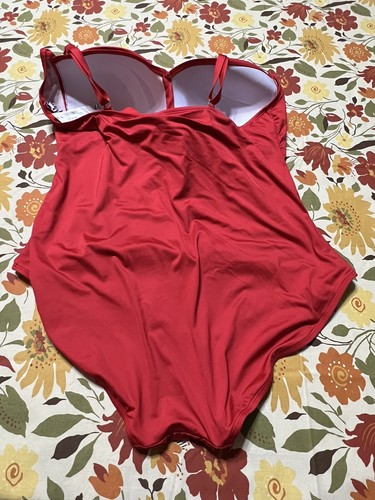 MYNAH 24W Plus One Piece Swimsuit NWT Red Cherry $86 Full Coverage Adjustable - Picture 4 of 7