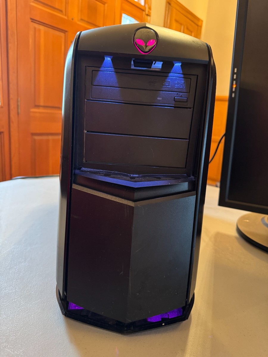 【使用少美品】 DELL ゲーミングPC　ALIENWARE AURORA R1 Dell Alienware Aurora R1 Gaming PC -Intel i7 920, Nvidia GTX