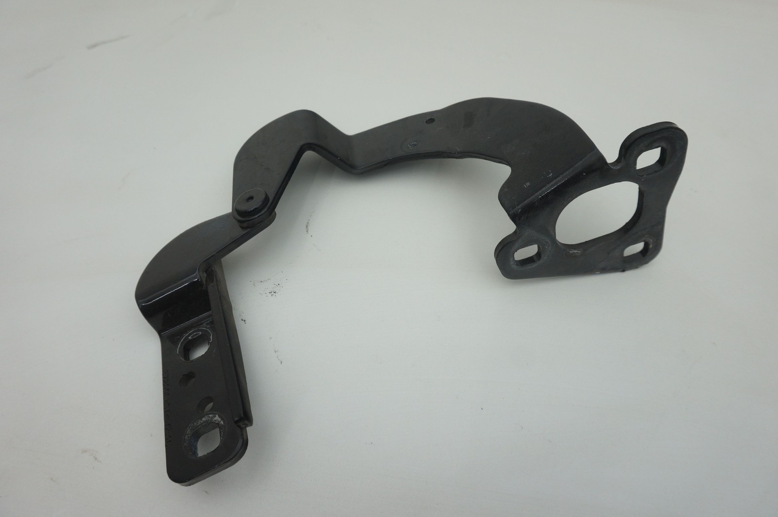 Set Rear Convertible Roof Hinge Bracket 83977600 83977700 Ferrari 488 Spider 17