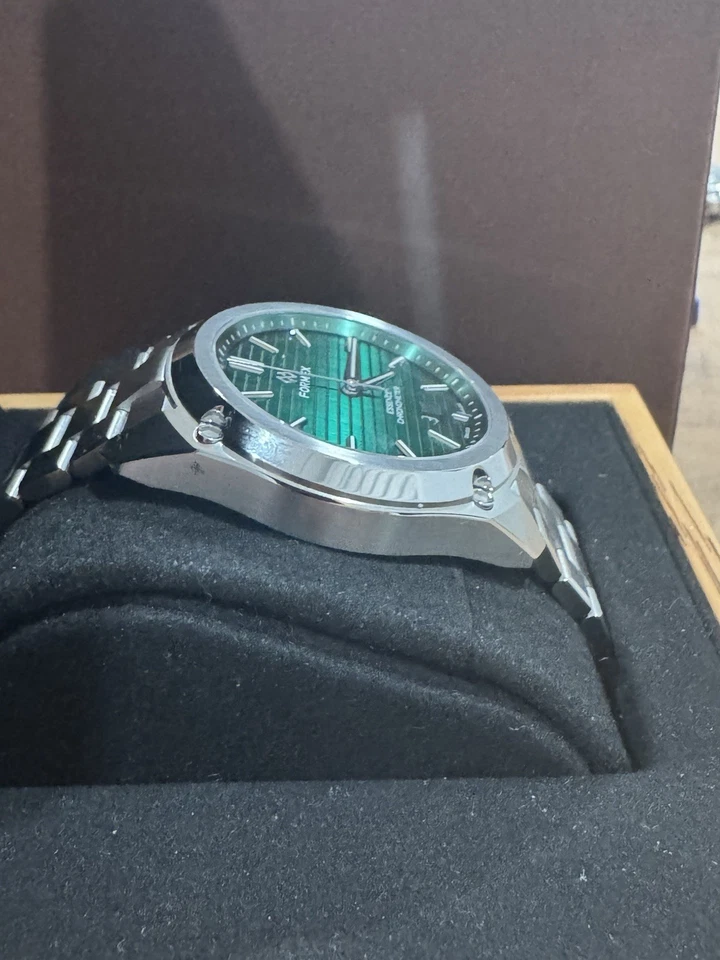 Formex Essence 43 COSC Automatic Chronometer Watch Green Dial Stainless Steel - Image 3 of 4
