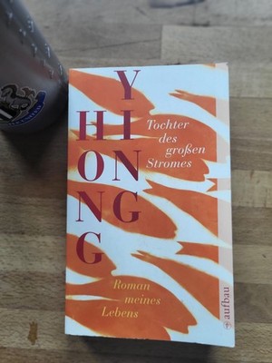 TOCHTER DES GROßEN STROMS - Hong Ying, PB, EA