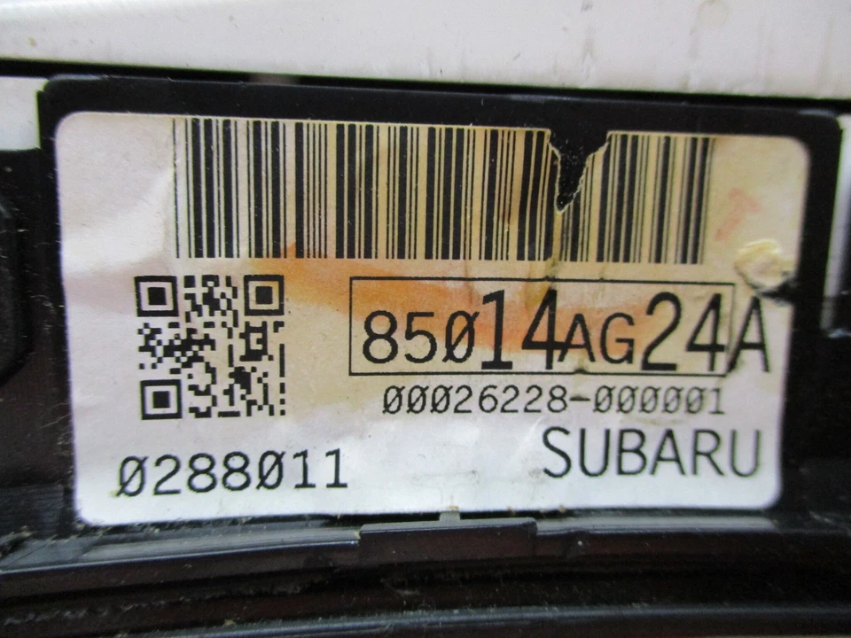2006 斯巴鲁 Legacy Outback 2.5 升 AT 速度表集群 123K 原始设备制造商 AG24A LKQ — 第 3/4 张图片