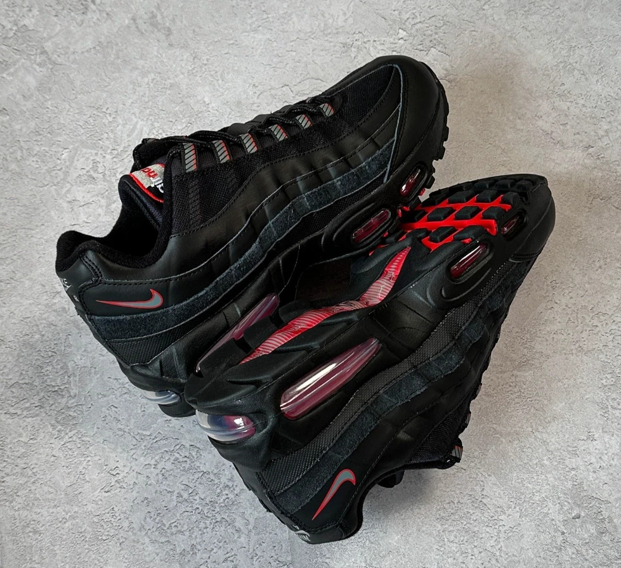 Nike Air Max 95 Racing Pack Black University Red Sneakers IH1228-003 Mens Size