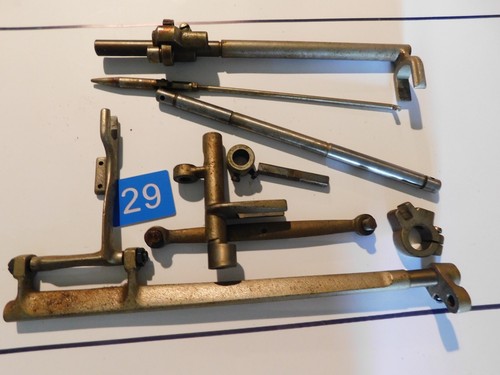 AA7 White Sewing Machine Model 2833 PARTS - - Picture 69 of 79