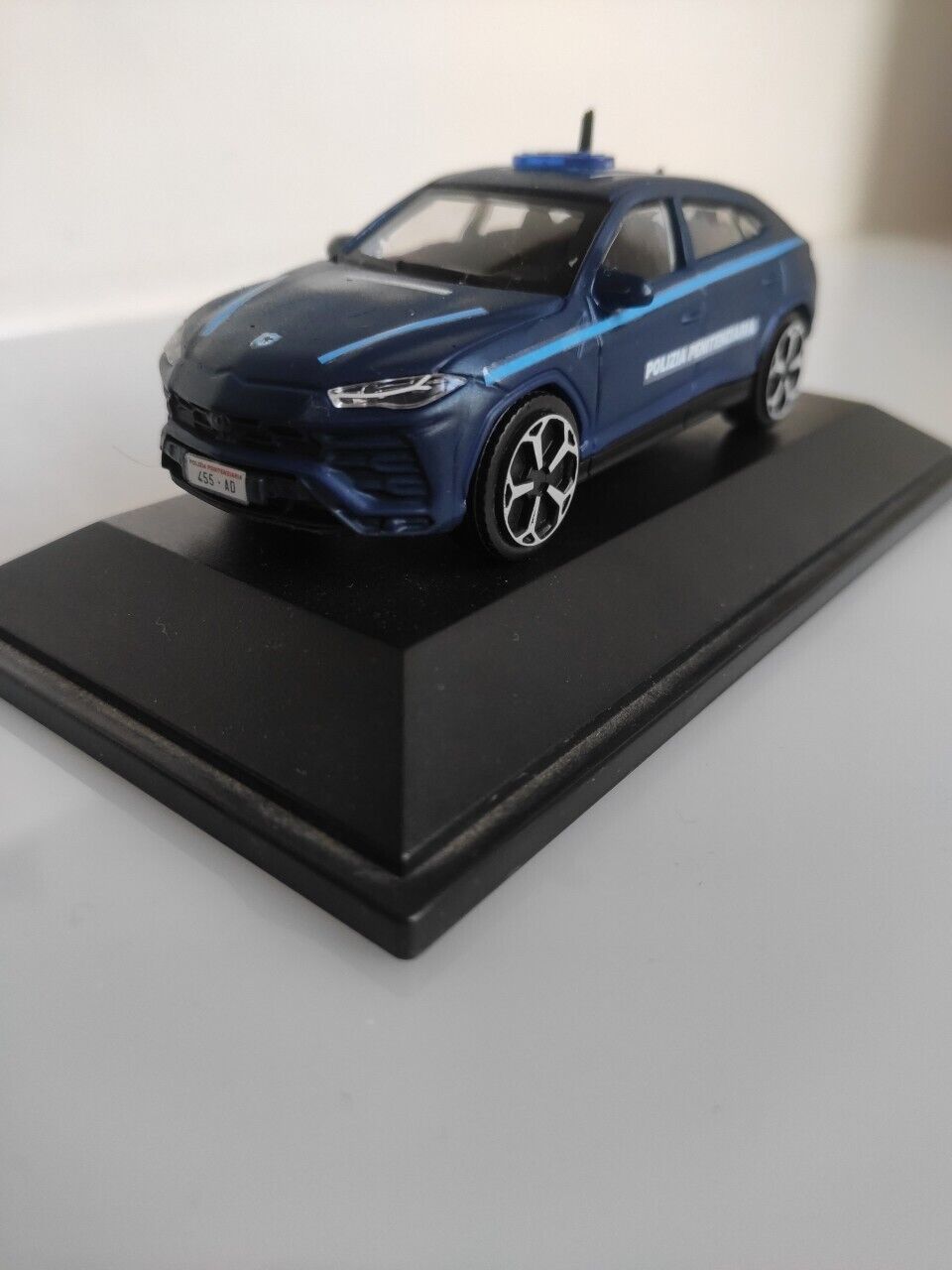 Foto 2 di 12