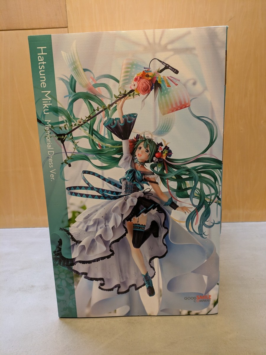 Good Smile Company Hatsune Miku Memorial Dress Ver figure 1 Good Smile Company Hatsune Miku Memorial Dress Ver figure 1