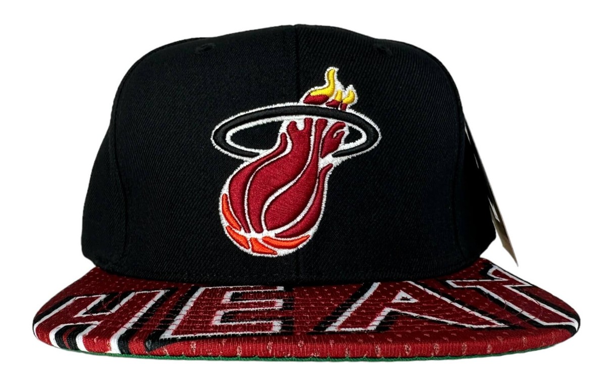 Mitchell & Ness NBA Miami Heat HWC Snapshot Snapback Hat