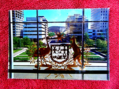 HOBART PLACE  CANBERRA A.C.T.  COLOUR POSTCARD [4]