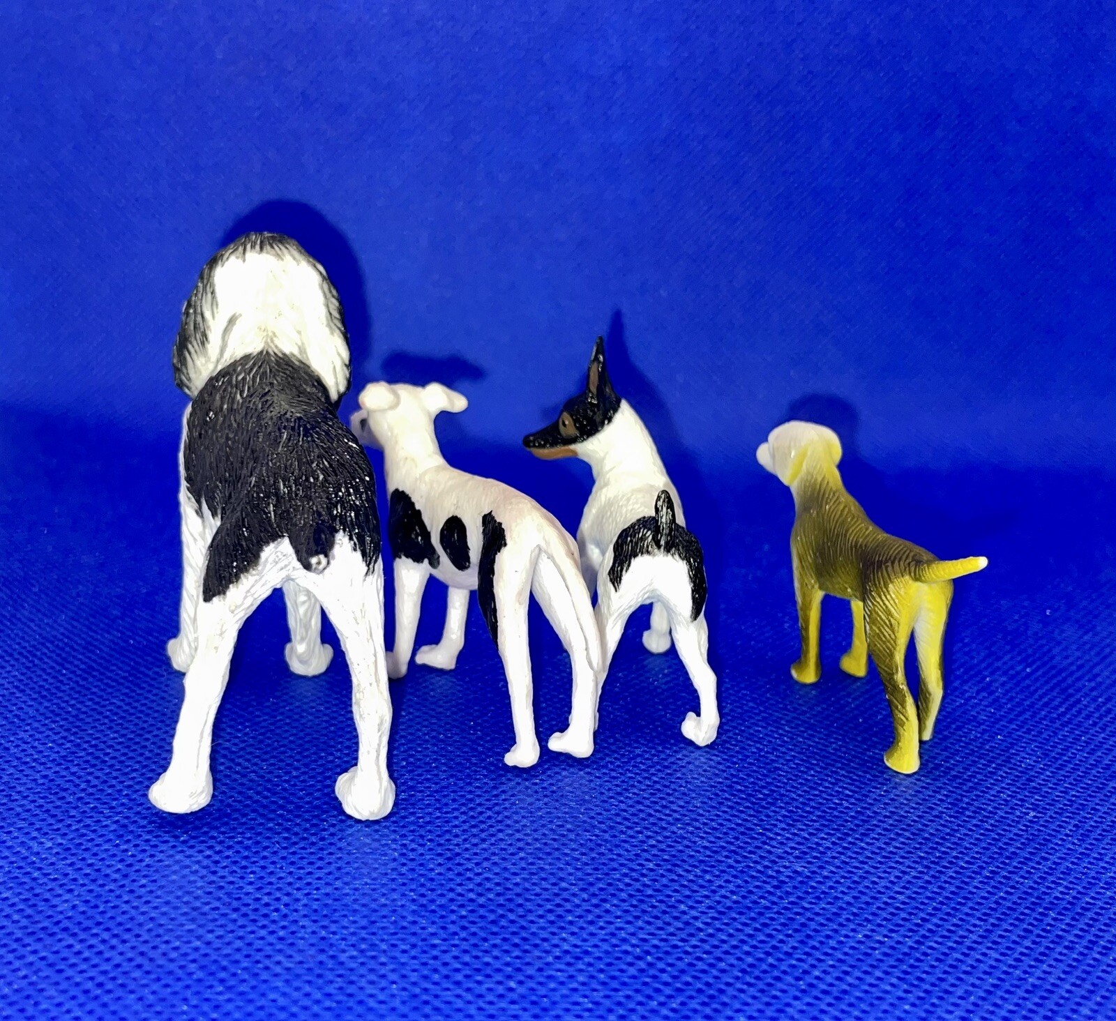 MINIATURE Spaniel Greyhound Pointer Terrier LOT of 4 FIGURES DOLLHOUSE ...