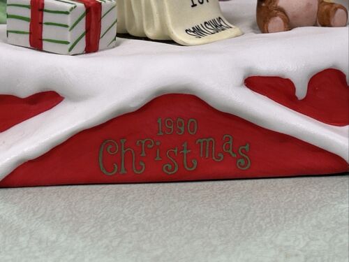 Disney Christmas 1990 "CHECKING IT TWICE" Porcelain Figurine Figure Vintage - Picture 2 of 11