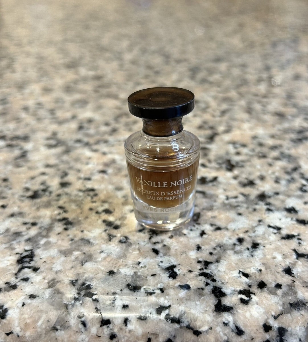 Vanilla Noir Yves Rocher Miniature De Parfum Vanille Noire Yves