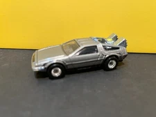 1/64 BACK TO THE FUTURE DELOREAN SILVER
