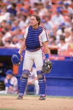 Gary Carter New York Mets stands in catcher's gear at an MLB game - Old Photo 1