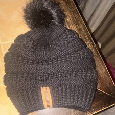 Black Acrylic Knit Pom-Pom Beanie Hat, Unisex Adults One Size Winter