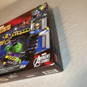 LEGO Marvel: Avengers: Hulk Lab Smash (76018) NEW Retired Sealed Set