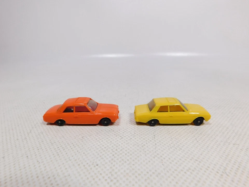 2X Märklin H0 1:87 Modello PKW Auto Ford Taunus 17 M Per 4613 Sg/Mint #EE508-0,5 - Immagine 2 di 4