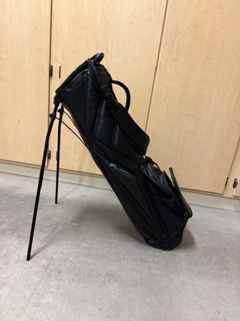 TaylorMade FlexTech Premium Stand Bag - Black - Image 2 of 3