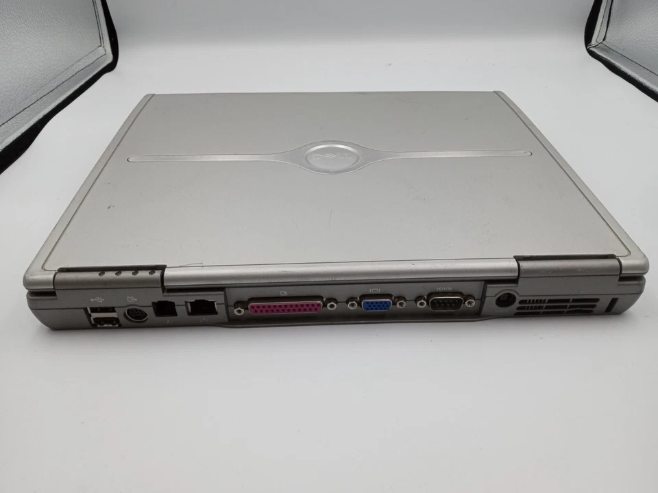 Laptop Dell Inspiron 600m 14" Intel Pentium 1.6GHz 512MB RAM 80GB HDD WinXP-RR Foto 4 de 4