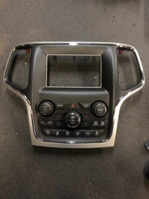 OEM Mopar Vehicle Feature Controls Center Stack 68458020AA cherokee 2020-2021