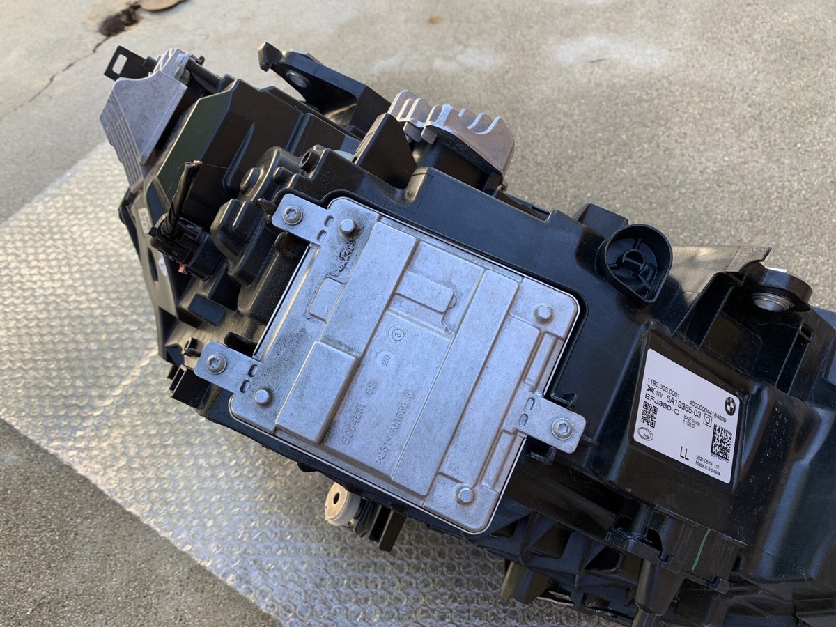 OEM BMW 2022 4 Series G22 M440i LEFT LED Headlight Assembly w 