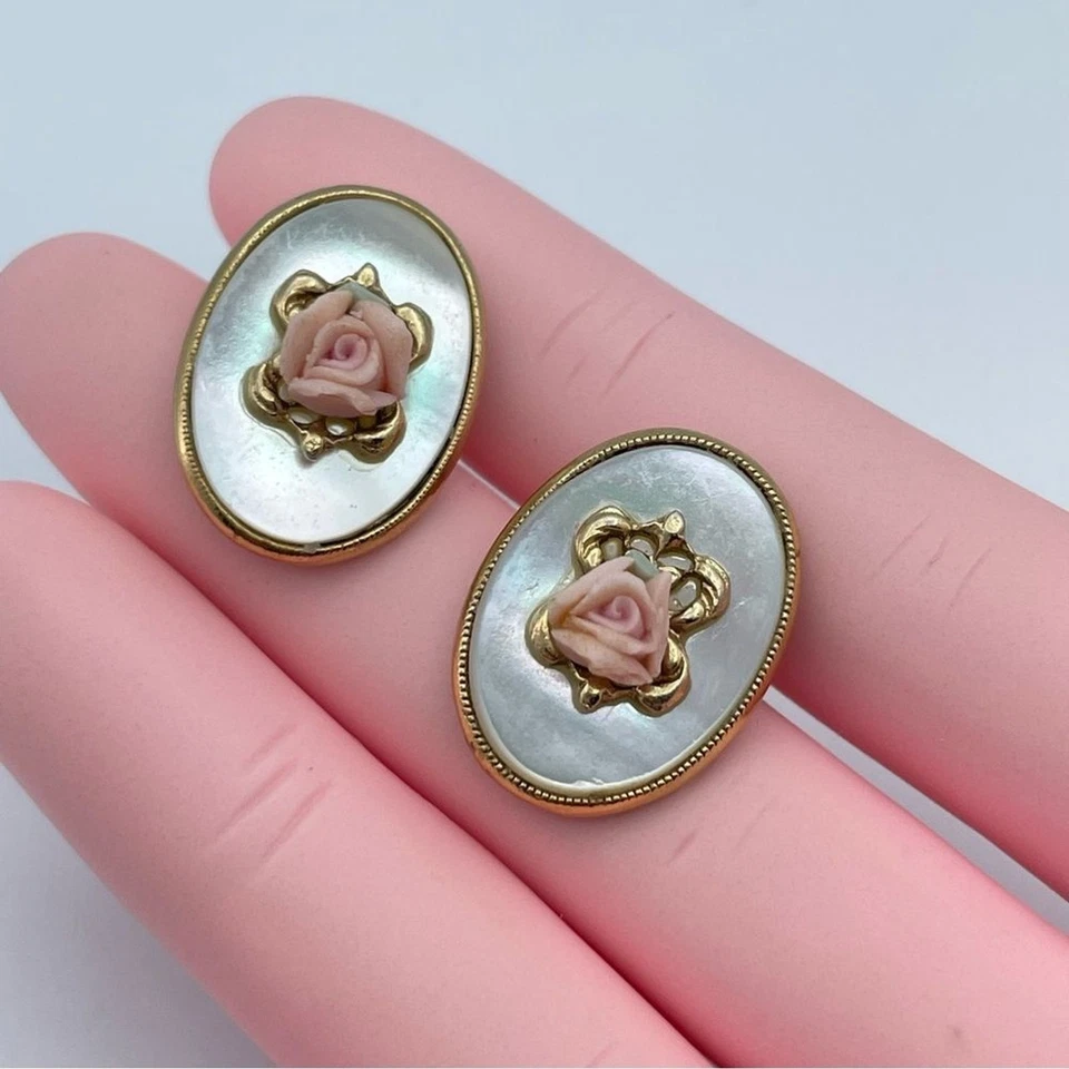 Pendientes camafeo rosa madreperla ovalados 1928 joyería tono dorado Foto 3 de 4