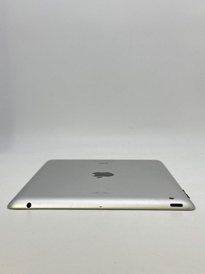 Apple iPad 2 A1395 16GB silver iOS version 7.0.4 WiFi only