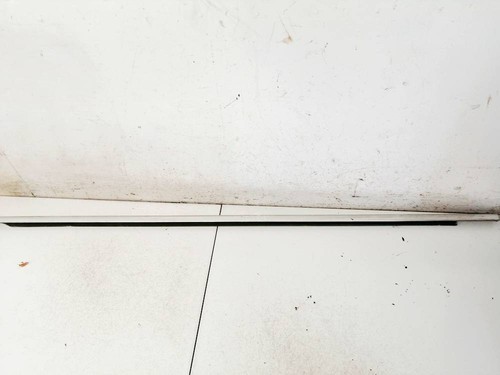 3c4837475b Schachtleiste Türleiste Aussen Vorne Linke  Volkswage DE2430720-73