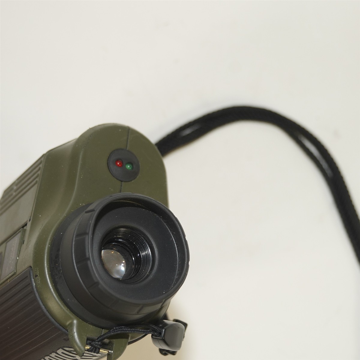 その他 Bushnell Equinox_260240_Front.jpg?sw=