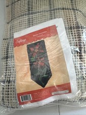 Vintage Craftways Latch Hook Kit Winter Poinsettia 133715 New