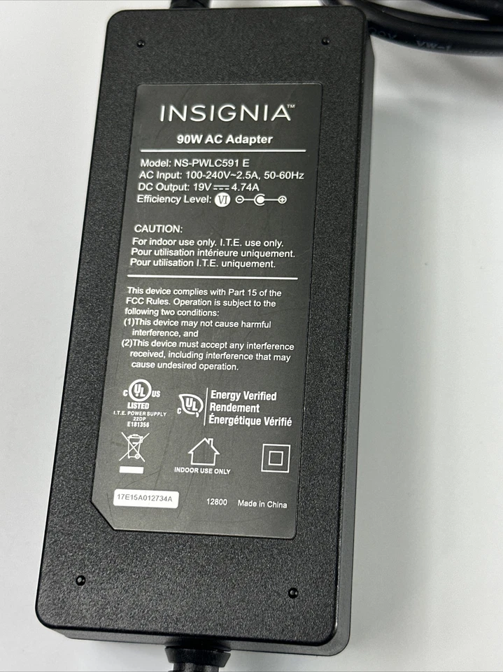 Insignia 90w AC Adapter SEE PICTURES FOR END - Image 3 of 4