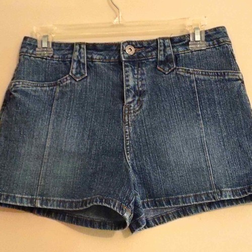 Girls size 16 Route 66 medium wash jean shorts perfect condition