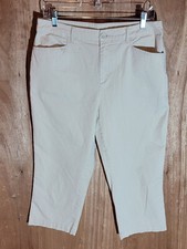 croft  barrow khakis capri pants womens 10 classic fit stretch straight beige