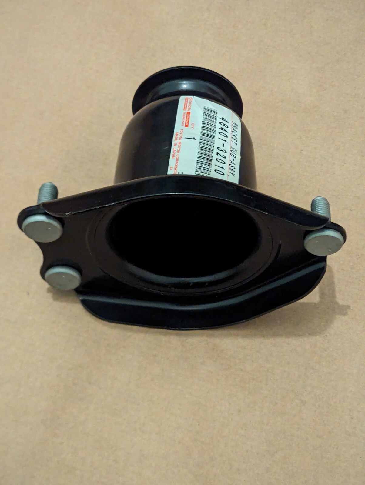 New Genuine Toyota Avensis Corolla Scion Vista Sienta Rear Suspension