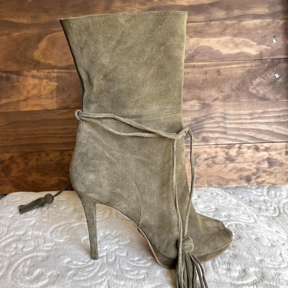 Michael Kors Rosalie Open Toe Bootie Sz 6.5 Suede Olive Green Heel Tassels FLAW - Image 4 of 4