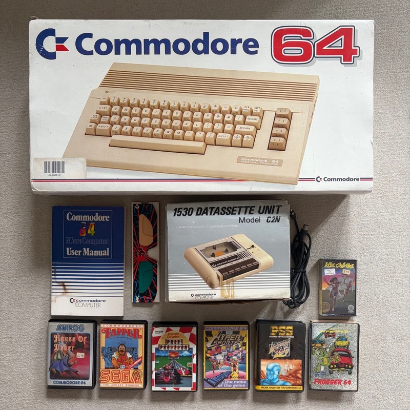 Vintage Commodore 64C Computer with PSU, Data Cassette and Games - Powers On - 2