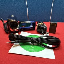 JVC Everio GZ-MG330AU 30GB Digital Camcorder HDD w/ Charger  Battery