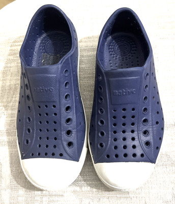 Kids Different Size Feet - Native Jefferson Navy Blue Shoes Left C11 & Right C12