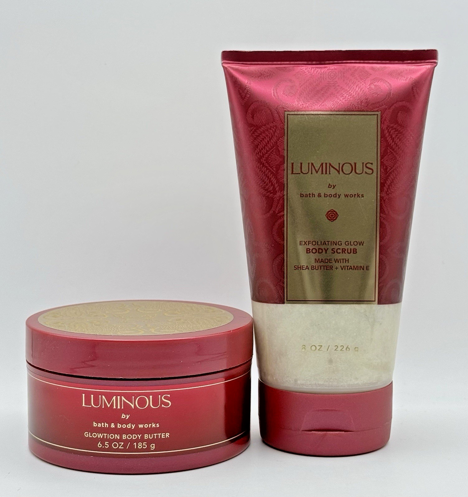 & Exfoliating Glow Body Scrub
