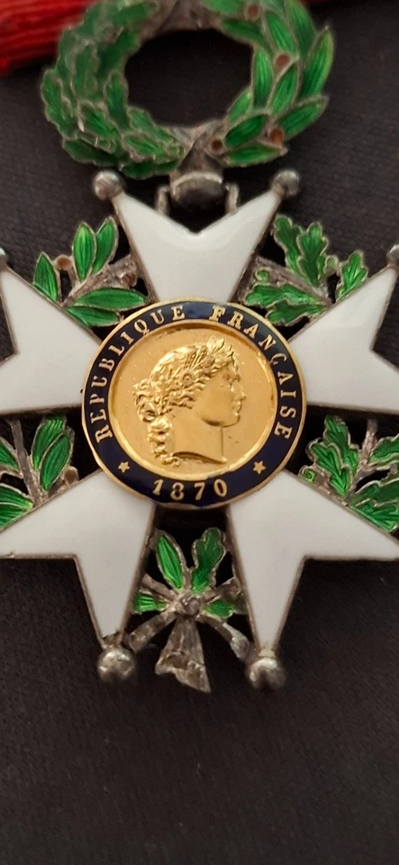 LEGION D'HONNEUR 3e REPUBLIQUE -1870 - PRESENCE DE PIERRES - Photo 2/4